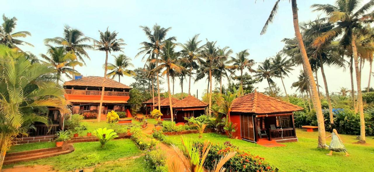 Blue Water Beach Resort Varkala Exterior foto