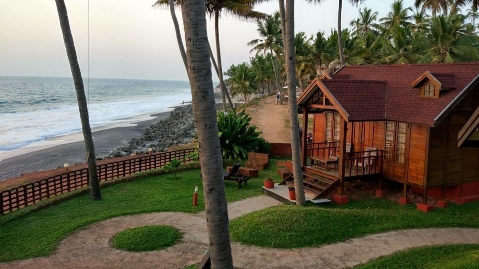 Blue Water Beach Resort Varkala Exterior foto